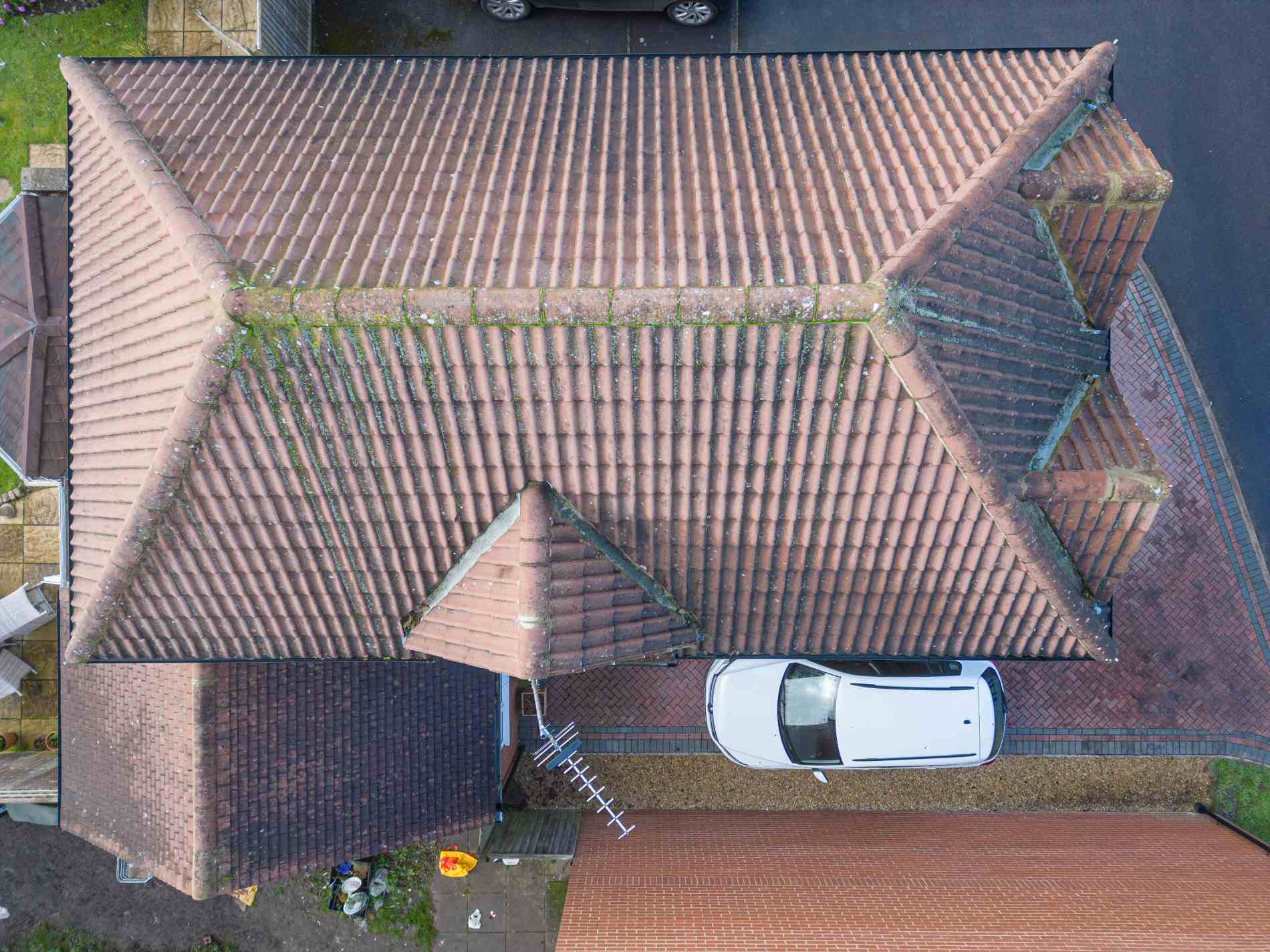 Drone full roof photo in Oxfordshire Drone full roof photo in Oxfordshire